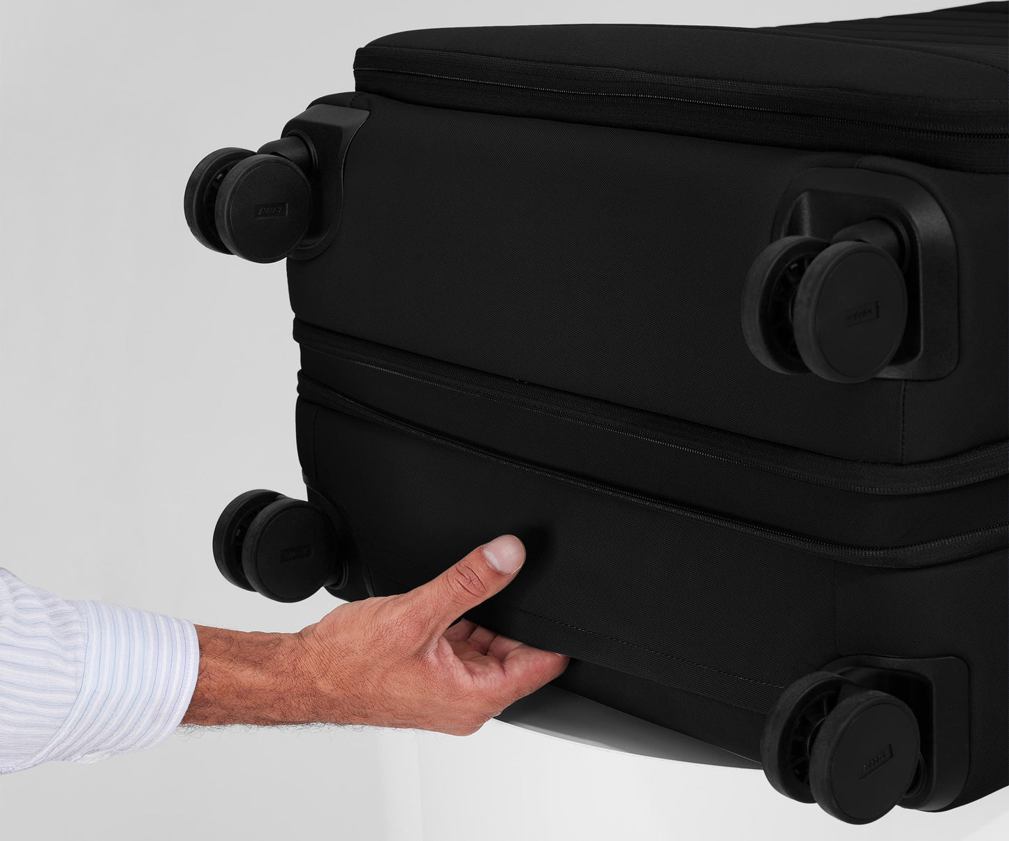 The Softside Large in Jet Black