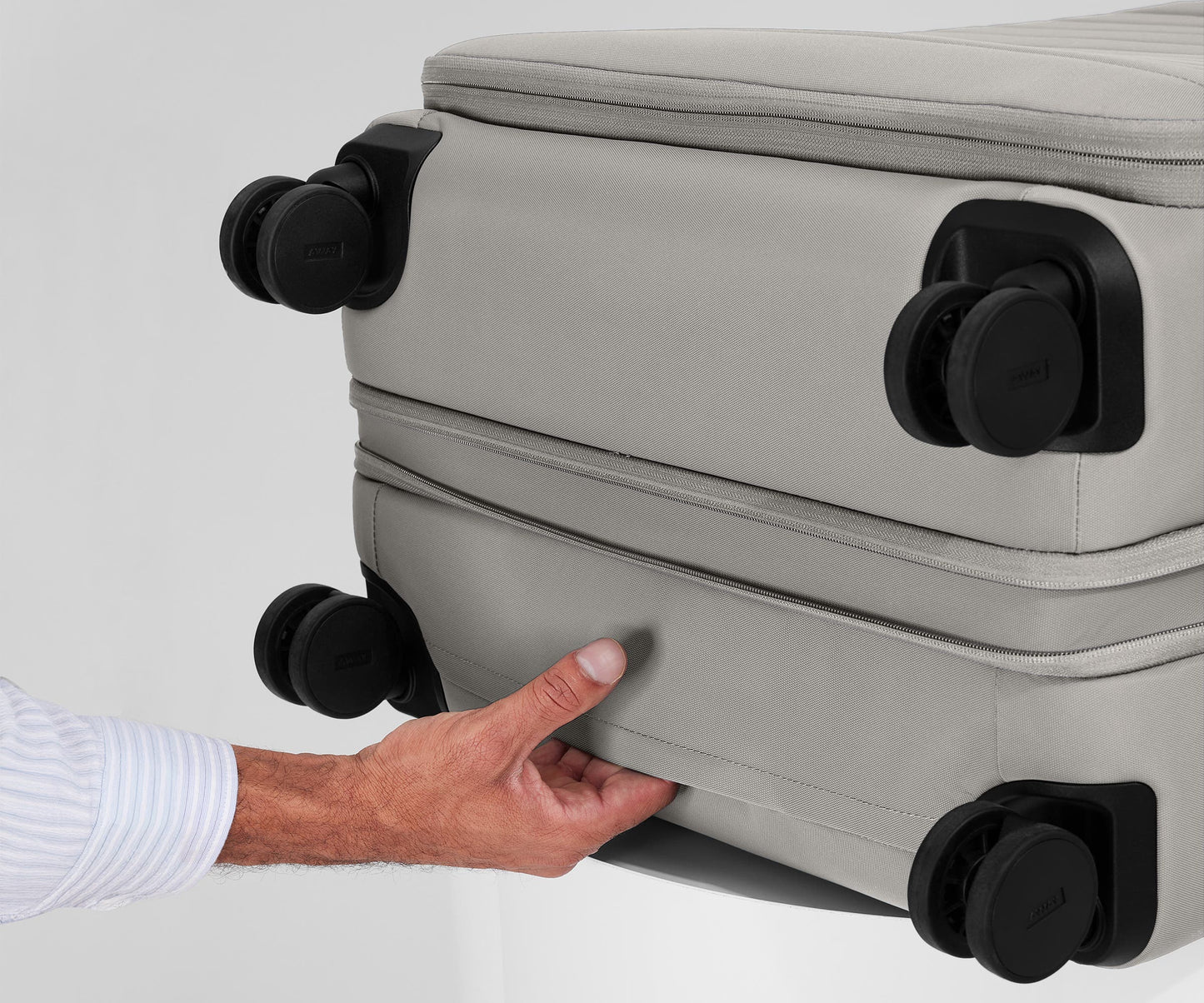 The Softside Large in Cloud Gray