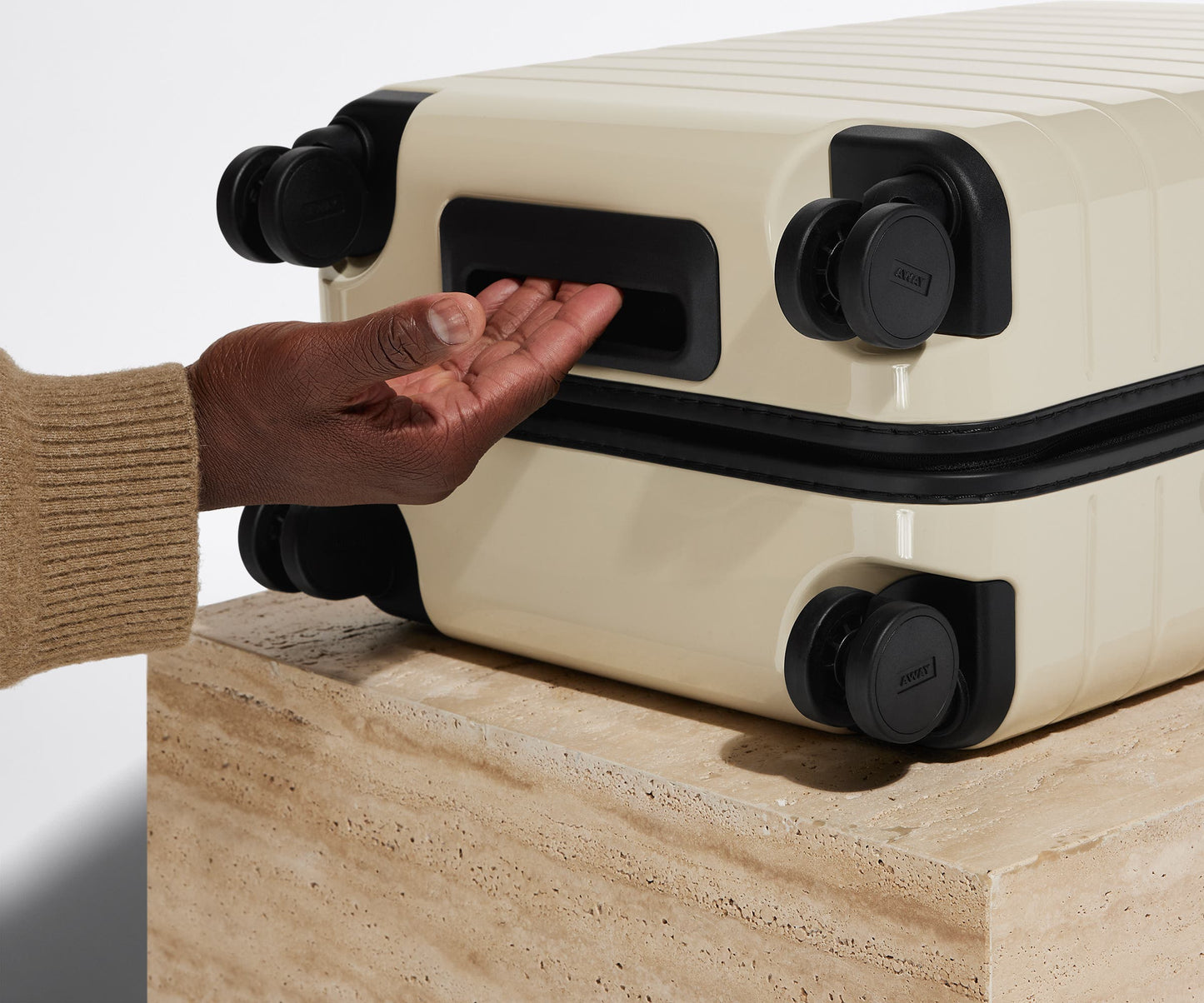 The Carry-On in Salt White (Gloss)
