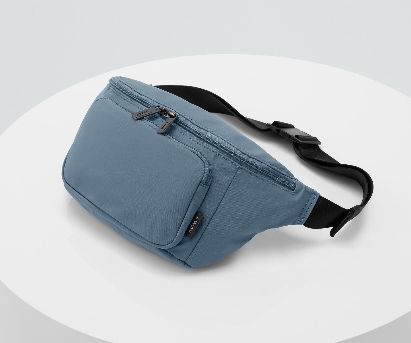 The Everywhere Sling Bag in Coast Blue
