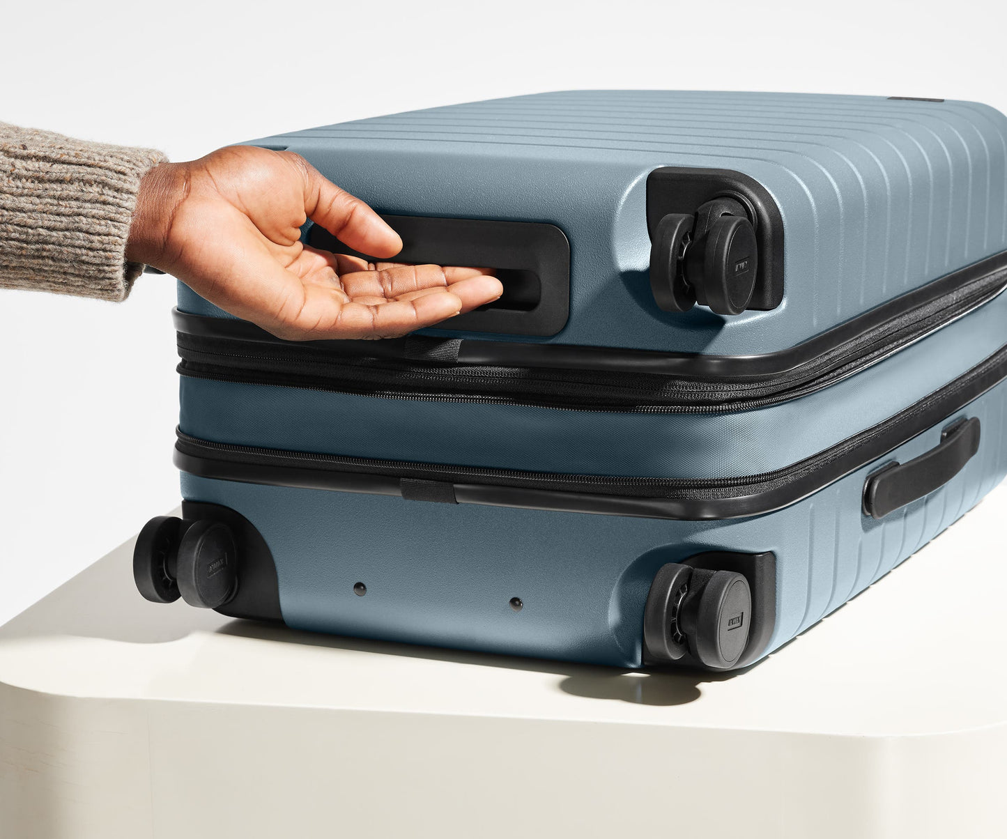 The Bigger Carry-On Flex in Coast Blue