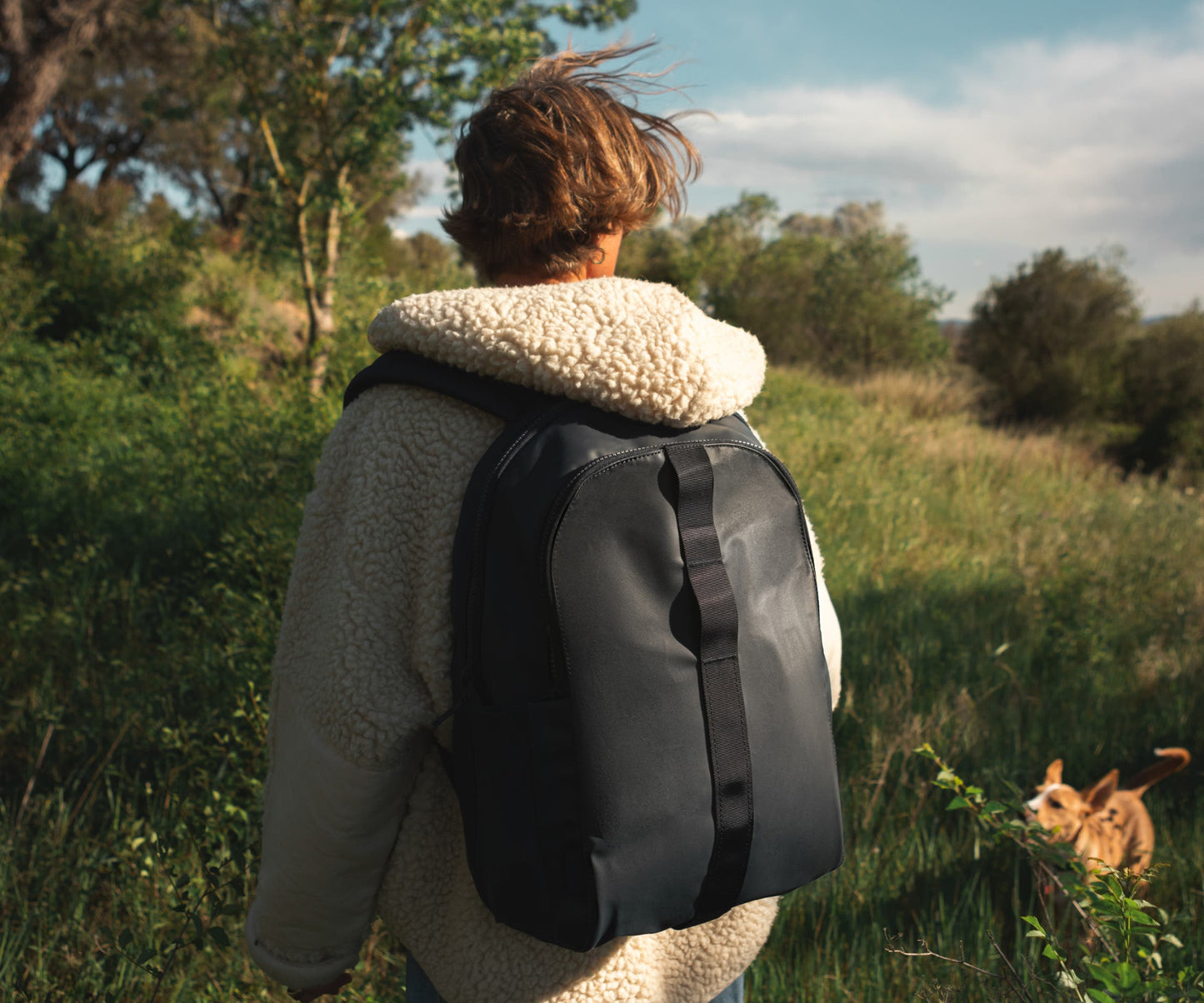 Active Backpack 26L in Vivid Blue