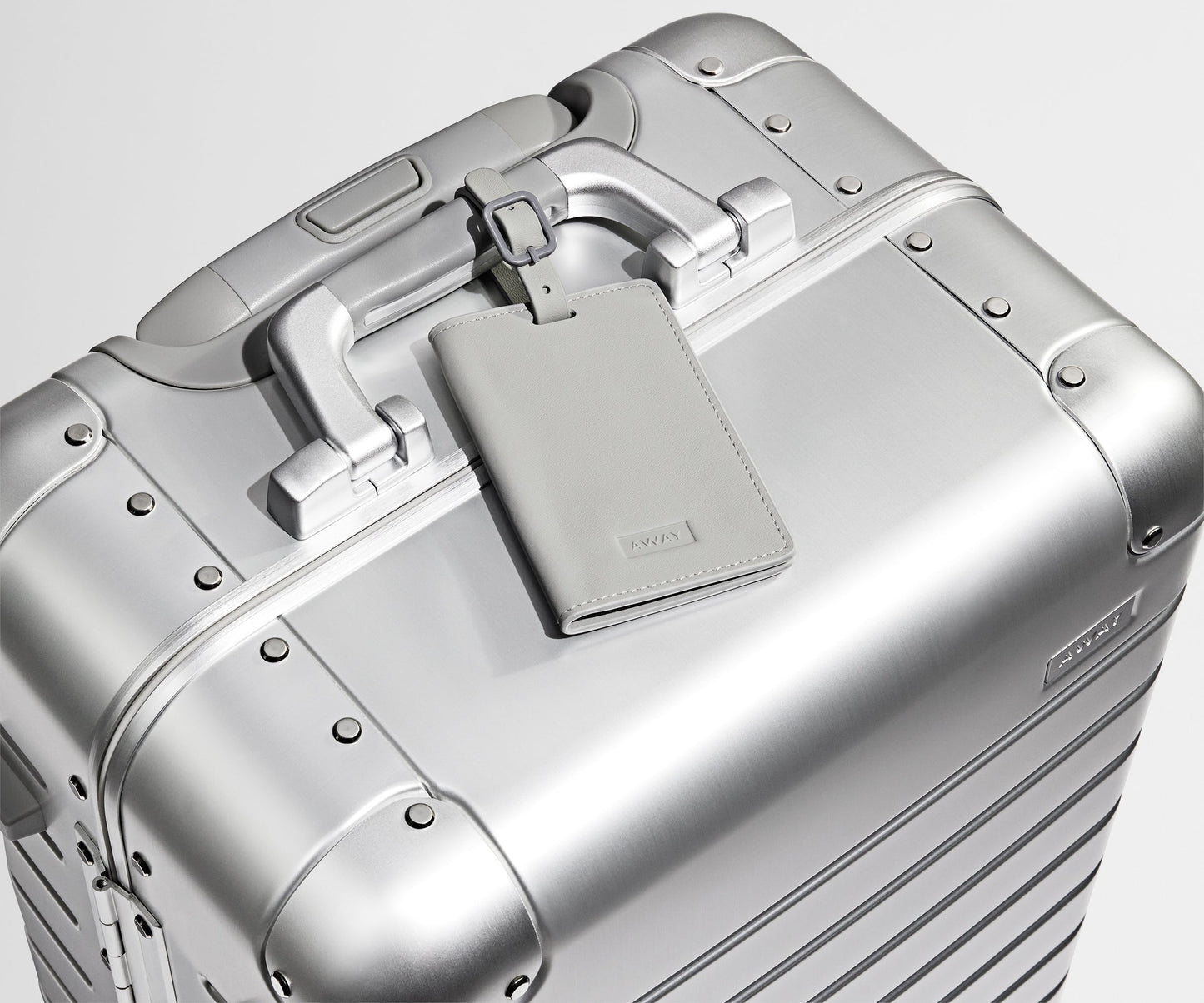 The Medium: Aluminum Edition in Silver