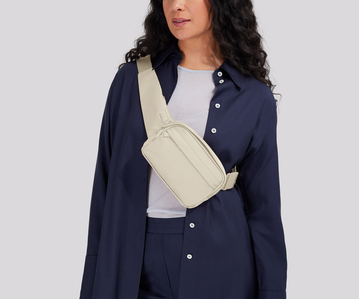 Featherlight Sling Bag in Salt White